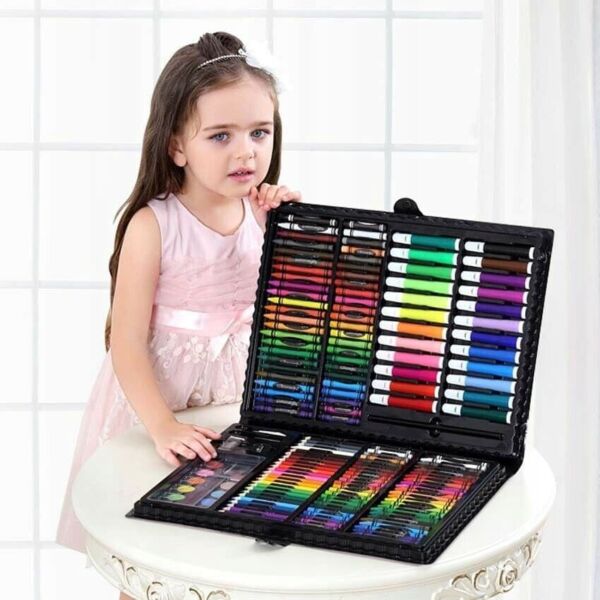 Cumpărăturile online sunt acum mai ușoare ca niciodată pe ShopTastic.ro...