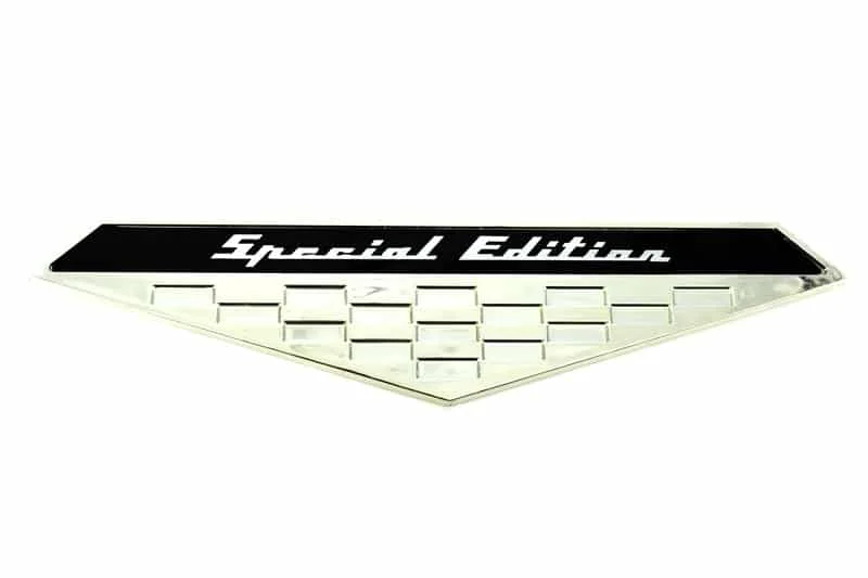 AVEX – Emblema auto SPECIAL EDITION (reliefata 3D) cu banda adeziva