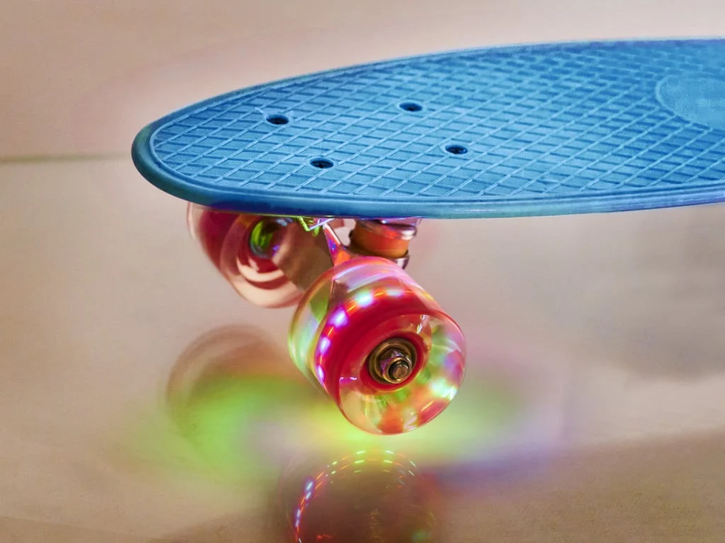 AVEX – Skateboard Penny Board pentru copii cu roti din cauciuc, iluminate LED, culoare Albastra