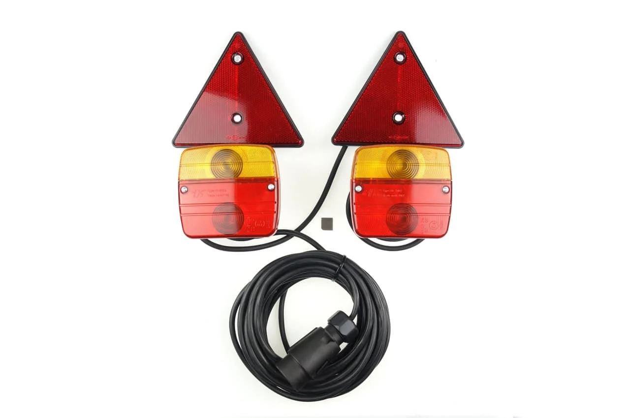 AMIO – Lampi spate cu magnet pentru remorca 02095