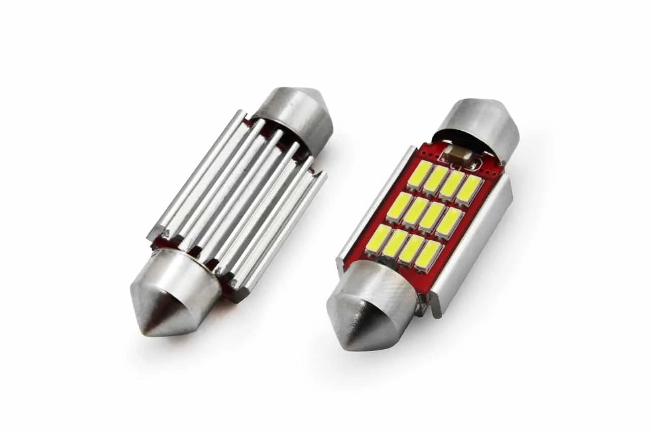 AMIO – Set becuri auto cu LED CANBUS sofit compatibil C5W 12 SMD 4014 39mm Alb 12/24V, destinat competitiilor auto sau off road