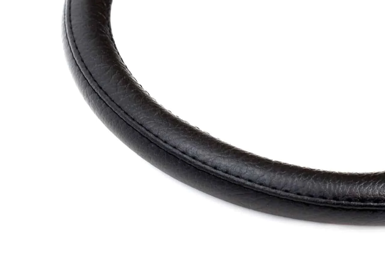 AMIO – Husa volan neagra SWC 16 M (37 39cm)