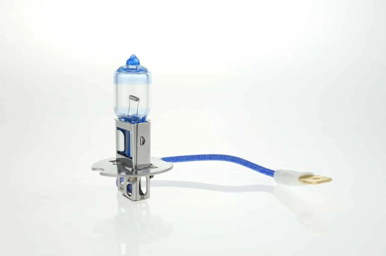 AMIO – Set becuri cu halogen H3 12V 55W LumiTec LIMITED + 130% DUO BOX