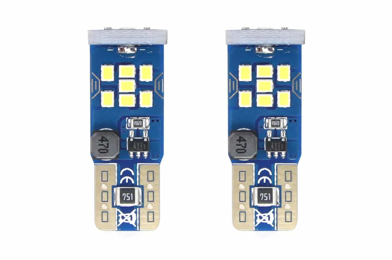 AMIO – Set becuri auto cu LED CANBUS UltraBright compatibil T10 W5W 21 SMD Alb 12V/24V, destinat competitiilor auto sau off road