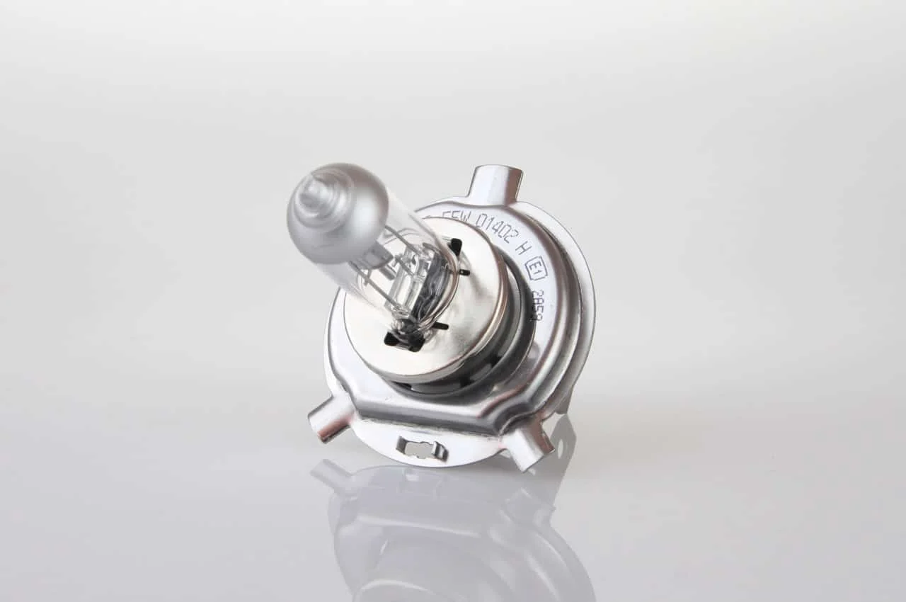 AMIO – Set becuri cu halogen H4 12V 60 / 55W LumiTec SILVER + 100% DUO BOX