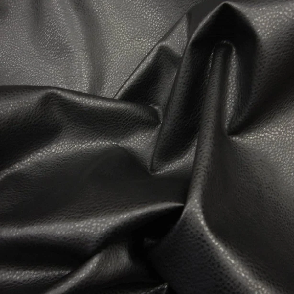 AVEX – Material Piele Ecologica culoare NEAGRA (1m x 1,5m)