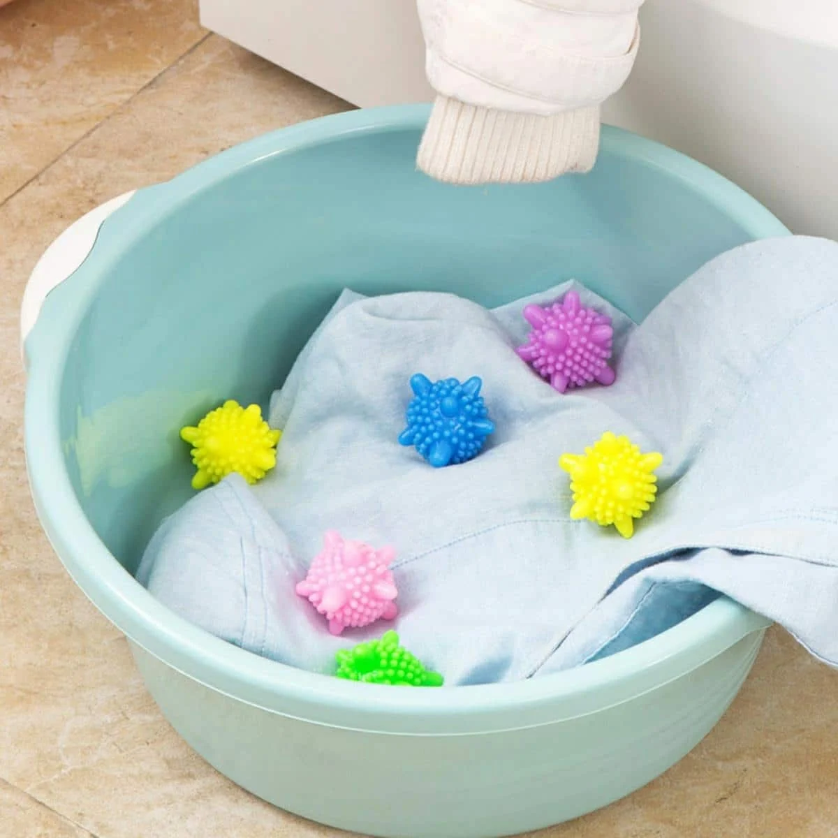 AVEX – Set 5 bile anti scamosare si inmuiere a rufelor, pentru masina de spalat