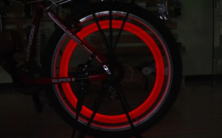 AVEX – Lumina LED Ambientala pentru bicicleta ROSU