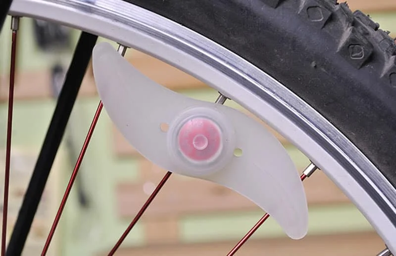 AVEX – Lumina LED Ambientala pentru bicicleta ROSU