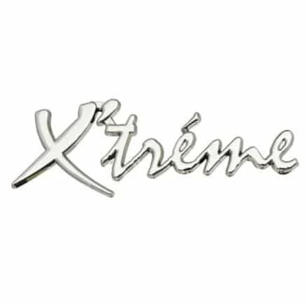 AVEX – Emblema auto metalica, autoadeziva, model "X’TREME", finisaj Crom, dimensiune, 15 x 3 cm