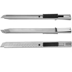 AVEX – Cutit cutter metalic standard de 9mm, varf la 30 grade
